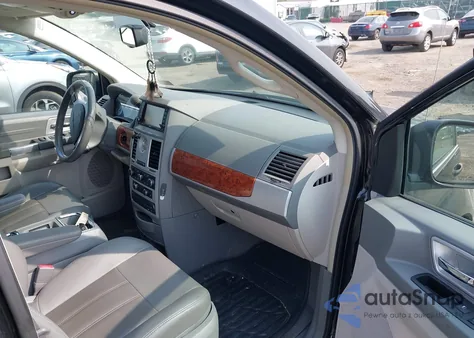 2008 Chrysler Town & Country Touring из США, поврежденный, VIN 2A8HR54P48R765302